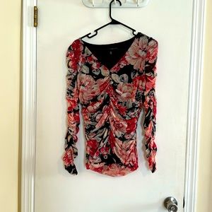 White House black market floral ruched top size small
